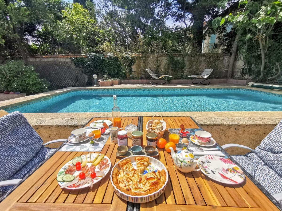 Bed and Breakfast Rougetomette à Nîmes Extérieur photo